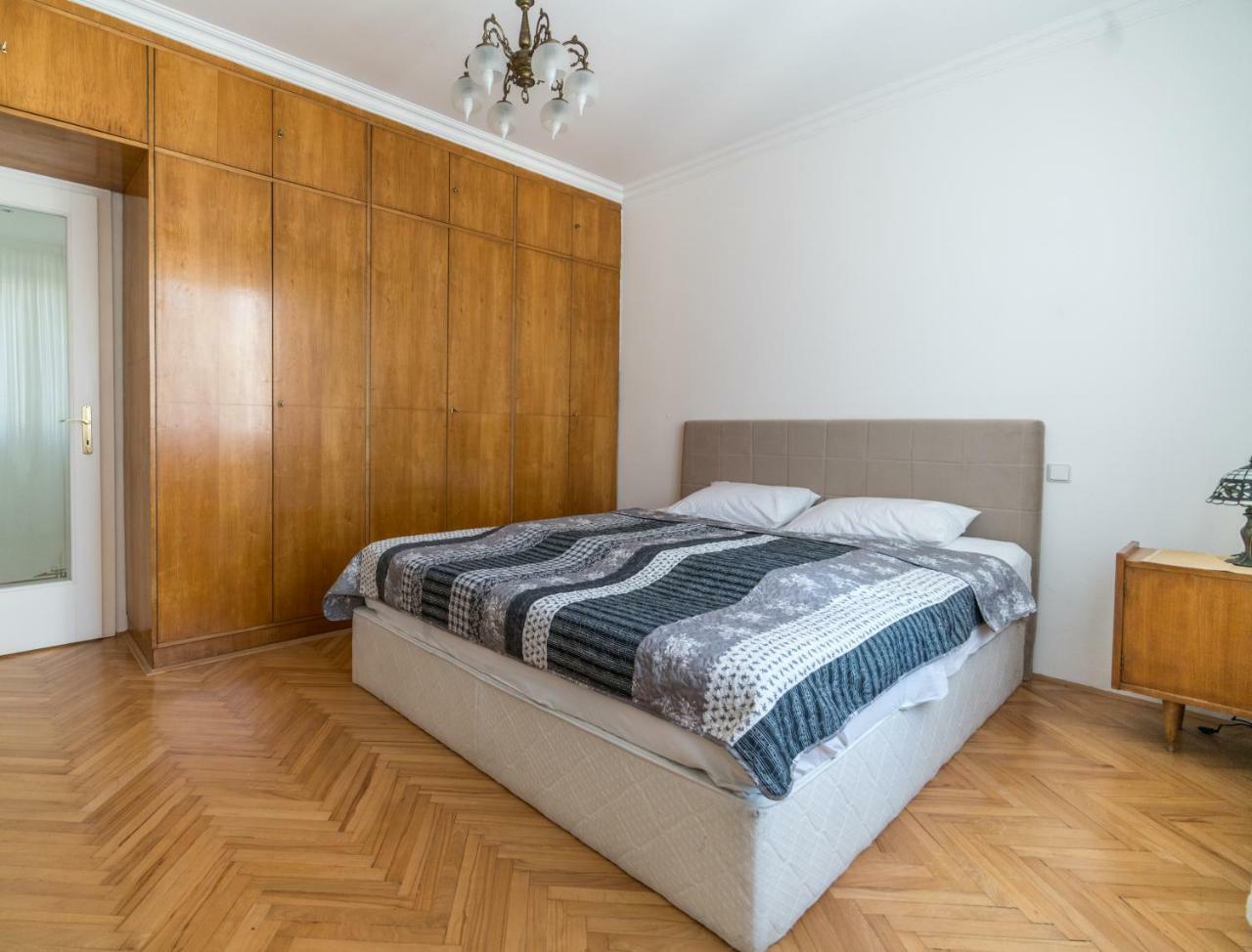 Ferhadija Premium Apartment Sarajevo Luaran gambar